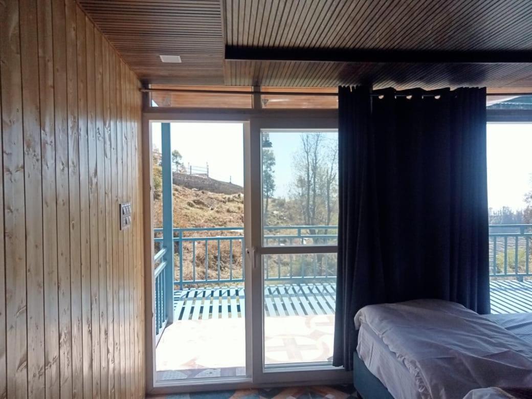 Silver Dew Resorts And Restaurant Dhanaulti Exterior foto