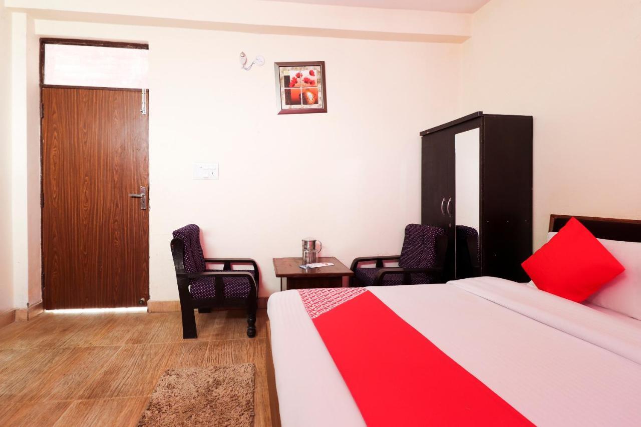 Silver Dew Resorts And Restaurant Dhanaulti Exterior foto